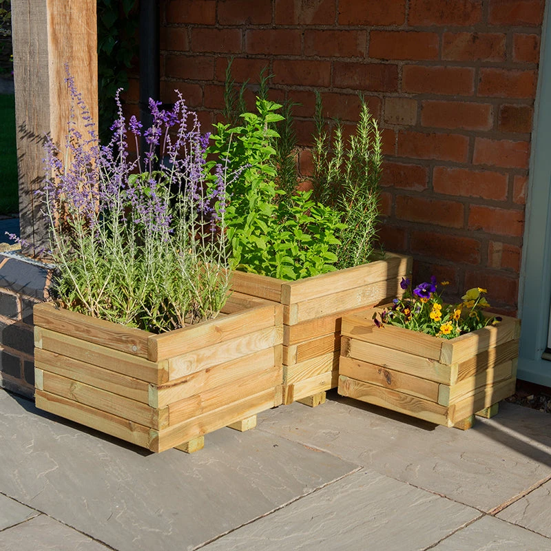Kendal Square Planter Set