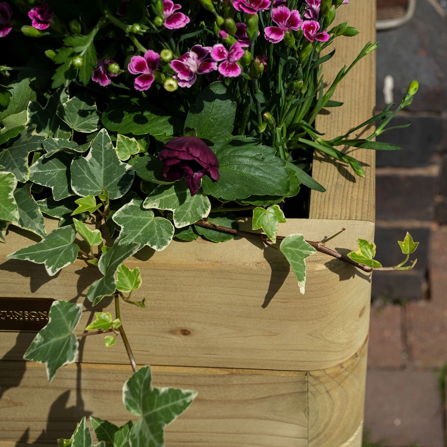 Rowlinson Marberry Tall Planter - Image 4